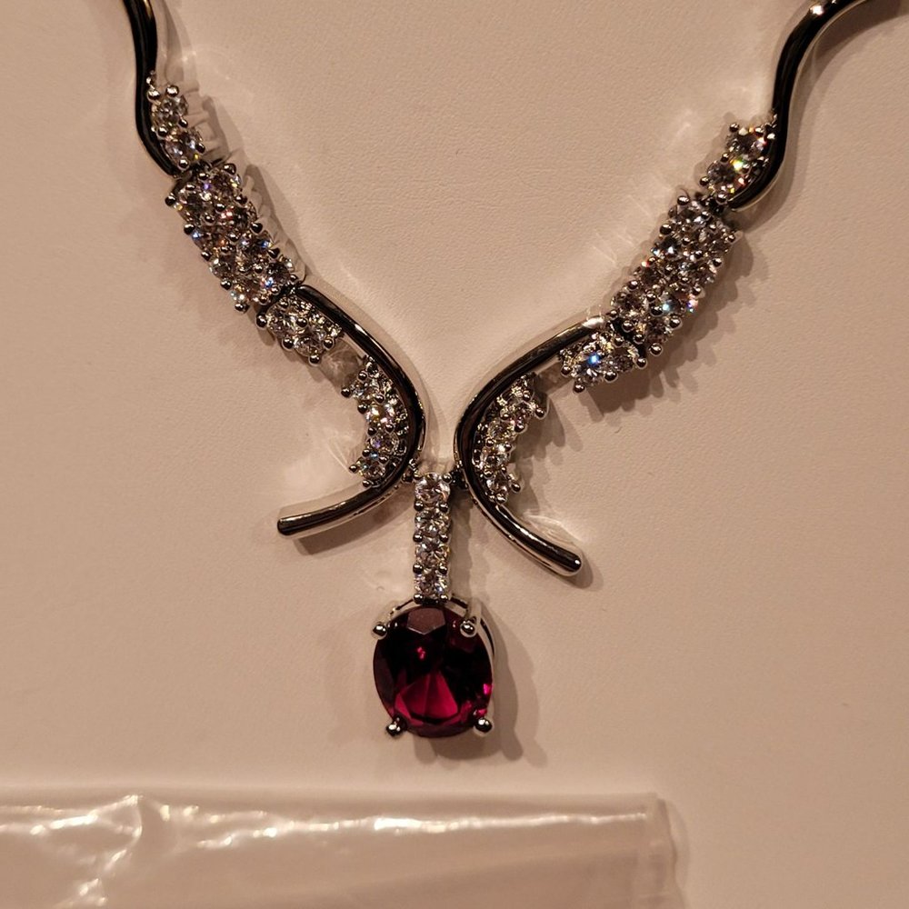 Fifth Avenue Collection Rockin Red